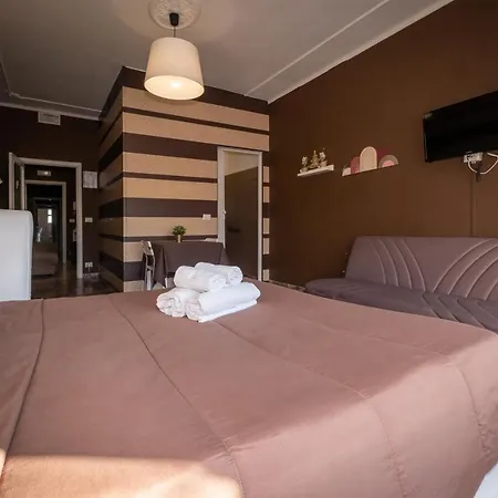 Cconforthotels Semplici Emozioni ゲストハウス