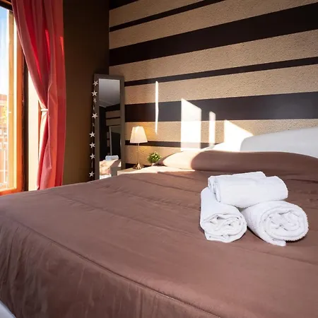 ゲストハウス Cconforthotels Semplici Emozioni