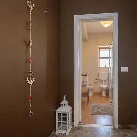 Cconforthotels Semplici Emozioni ゲストハウス バーリ