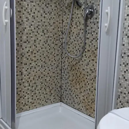 ゲストハウス Cconforthotels Semplici Emozioni