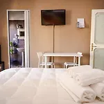 Cconforthotels Semplici Emozioni Pensionat Bari