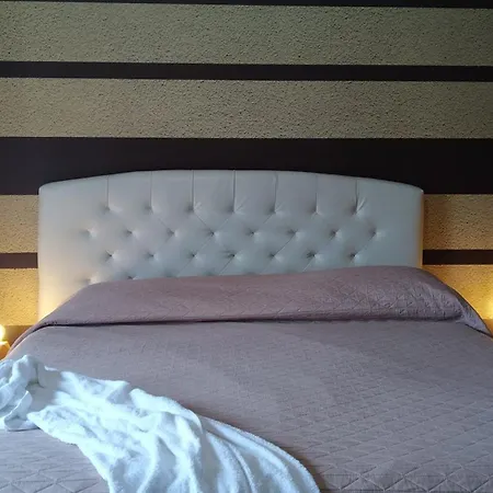 Cconforthotels R&b Semplici Emozioni Gasthuis 3*