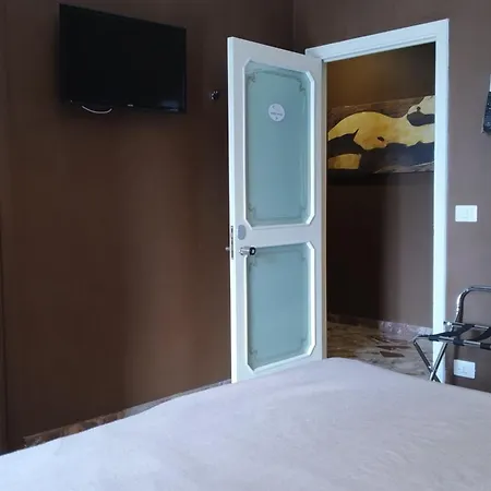 בית הארחה Cconforthotels Semplici Emozioni