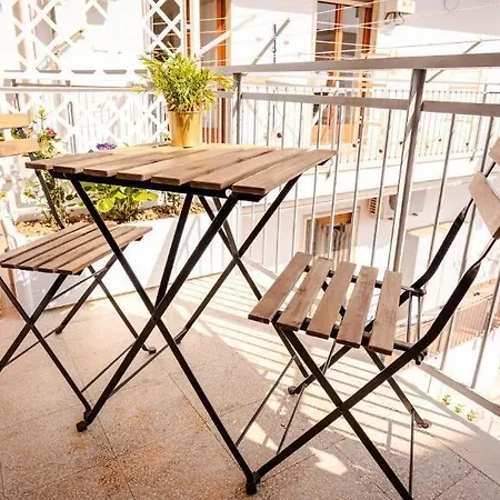 Konukevi Cconforthotels Semplici Emozioni Bari